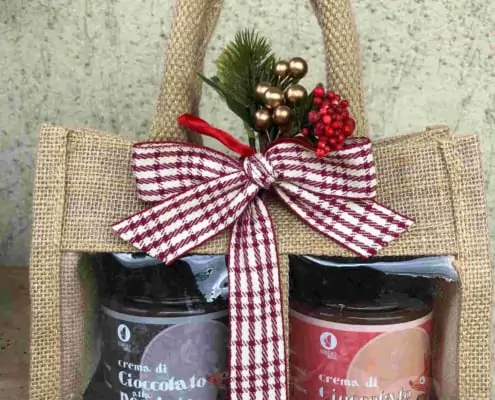 Duo creme al ciocccolato Confezione doppia creme di cioccolato alla nocciola Piemonte igp dark e gianduia