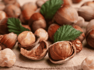 Come sbucciare le nocciole velocemente